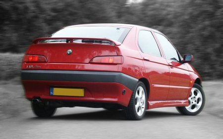 Alfa Romeo 146 2.0 Ti Alınır mı ? Alfa Romeo 146 2.0 Ti Kullanıcı Yorumları ?