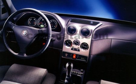 Alfa Romeo 146 1.7 Alınır mı ? Alfa Romeo 146 1.7 Kullanıcı Yorumları ?