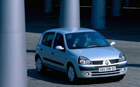 Renault Clio 1.6 Alınır mı ? Renault Clio 1.6  Kullanıcı Yorumları ?