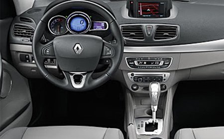 Renault Fluence 1.6 Alınır mı ? Renault Fluence 1.6 Kullanıcı Yorumları ?
