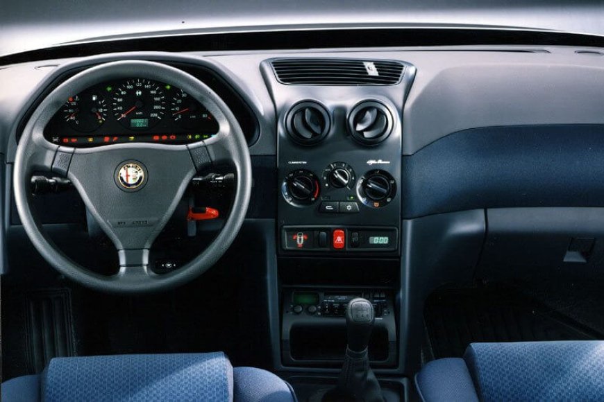 Alfa Romeo 145 1.4 Alınır mı ? Alfa Romeo 145 1.4 Kullanıcı Yorumları ?