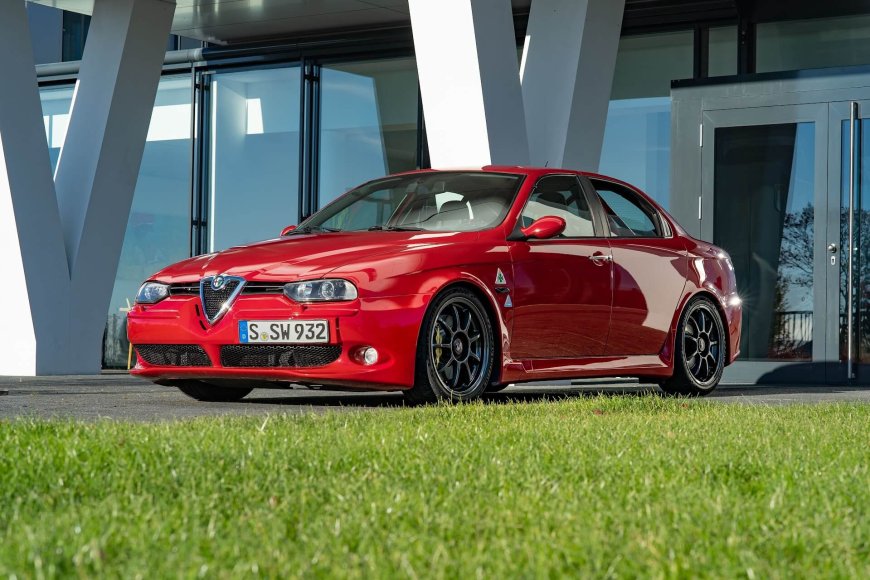 Alfa Romeo 156 2.5 Alınır mı ? Alfa Romeo 156 2.5 Kullanıcı Yorumları ?