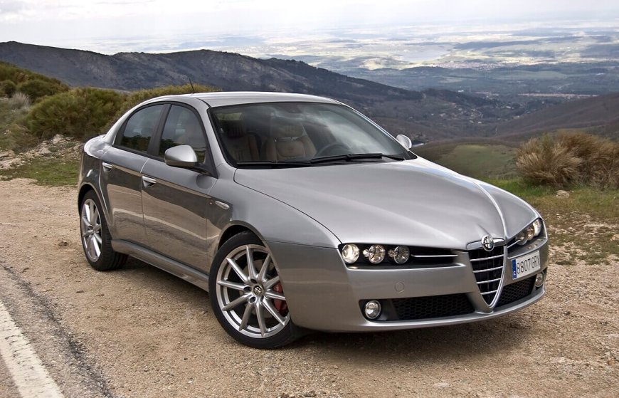 Alfa Romeo 159  3.2 JTS Alınır mı? Alfa Romeo 159 3.2 JTS Kullanıcı Yorumları