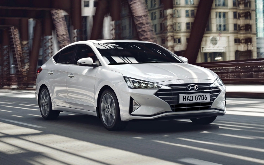 Hyundai Elantra 1.6 D-CVVT Kullanıcı Yorumları ? Hyundai Elantra 1.6 D-CVVT Alınır mı ?