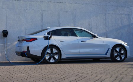 BMW i4 Kullanıcı Yorumları ? BMW i4 Alınır mı ?
