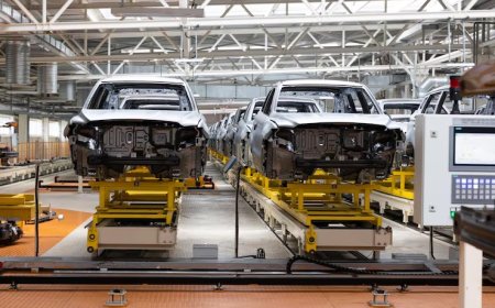 Yolda Giderken Direksiyon Titremesi: Balans mı Jant mı Eğri?